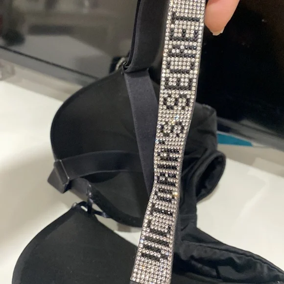 Victoria Secret Rhinestone Bra - Picture 5 of 5